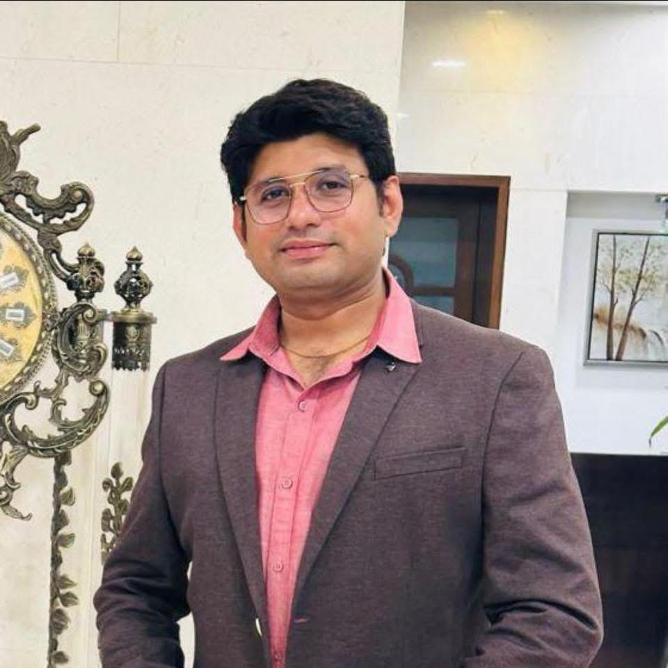 Dr. Souvik Chakraborty